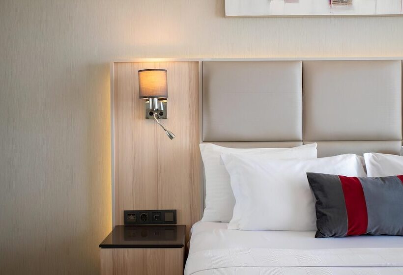 בית מלון כפרי Ramada by Wyndham Fethiye Oludeniz