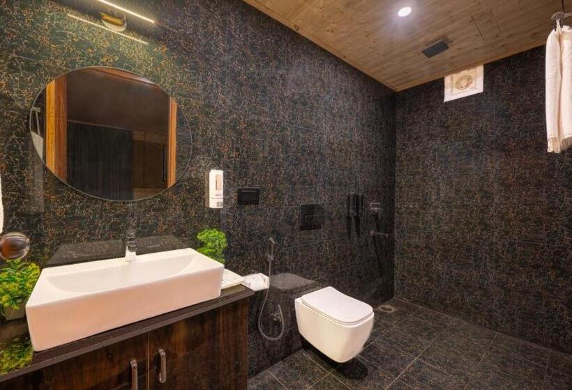 Hotel 2 Bedroom I Kufri Home I By Exotic Stays