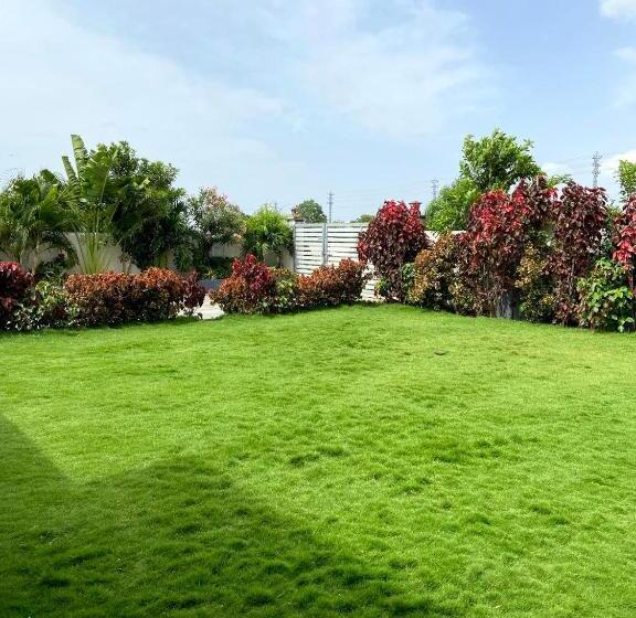 Отель Vyana Farm House