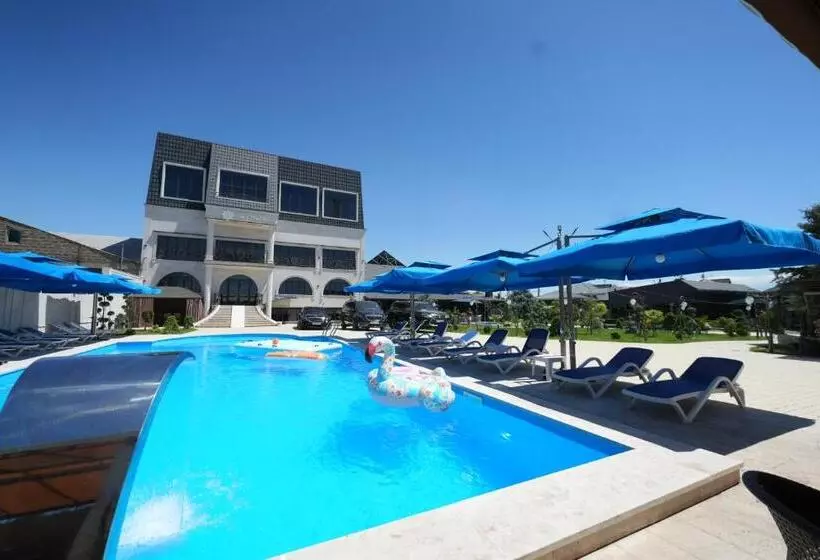 Ketrin Hotel Restaurant