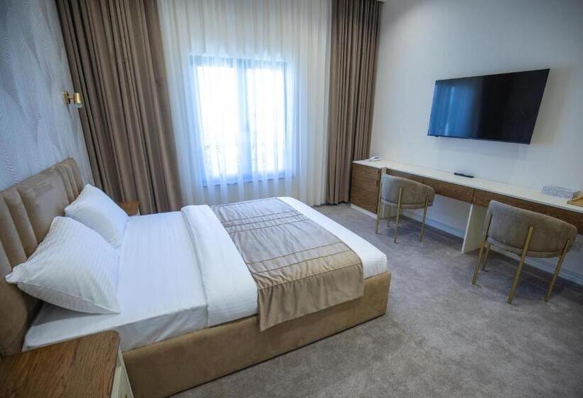 Ketrin Hotel Restaurant