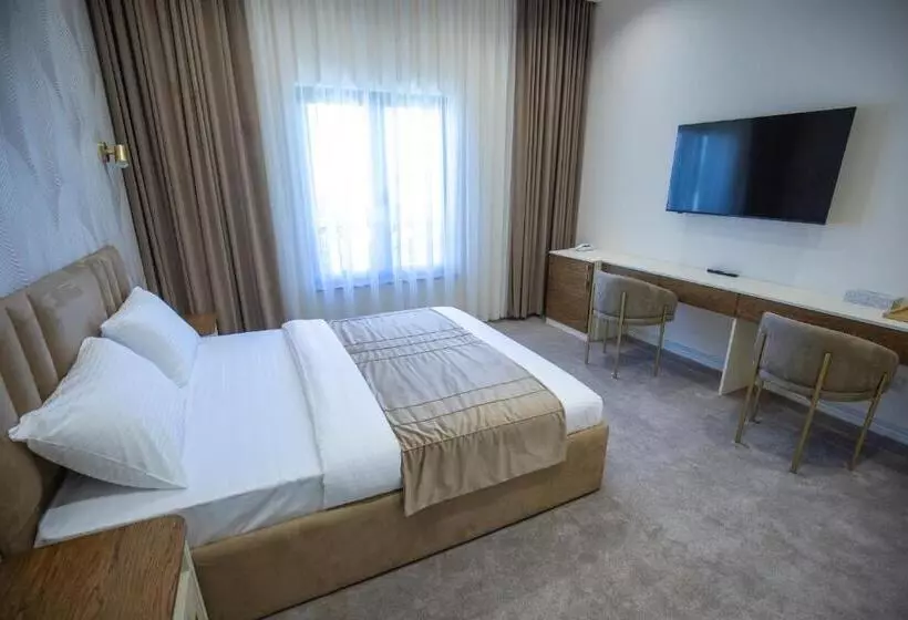 Ketrin Hotel Restaurant