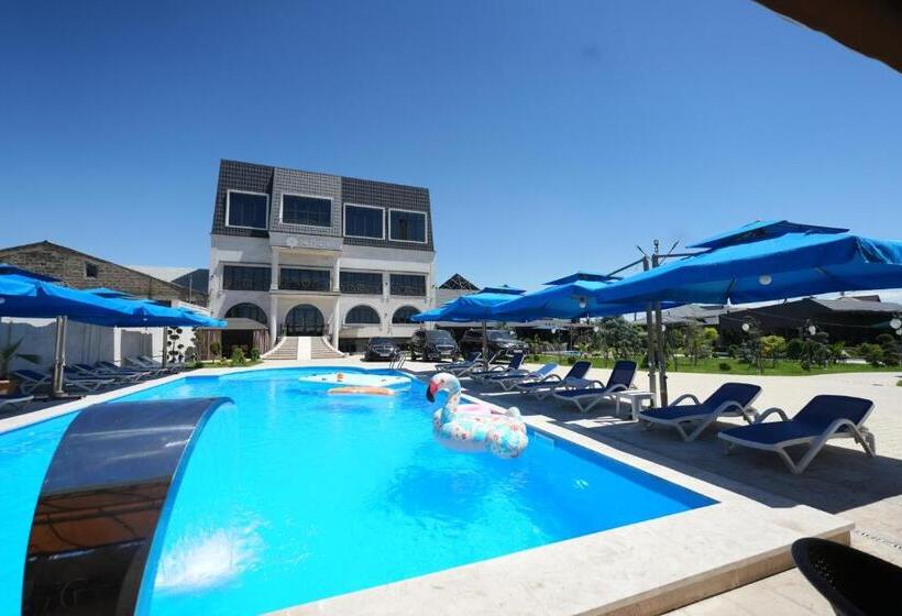 Ketrin Hotel Restaurant