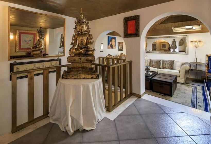 Pensão Albergo Moderno Con Bella Piscina