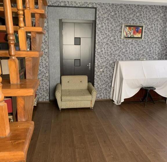 پانسیون Guest House Akaki