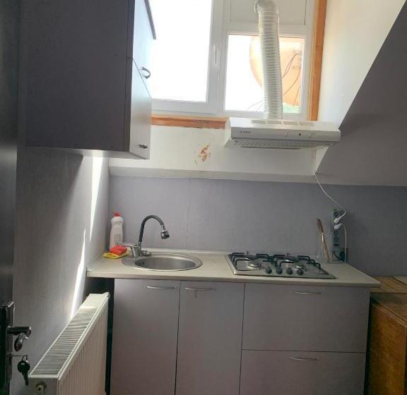 پانسیون Guest House Akaki