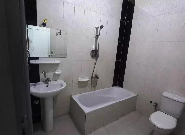 پانسیون Pauline Guest House