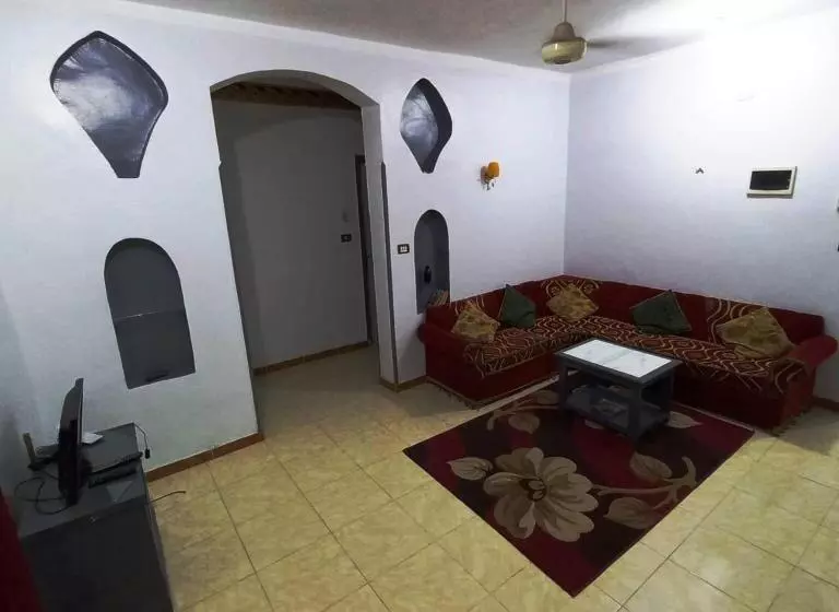 پانسیون Pauline Guest House