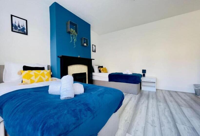 پانسیون Sariyu Space Luton