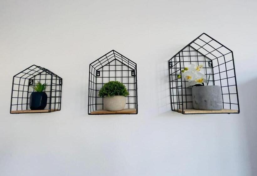 پانسیون Sariyu Space Luton