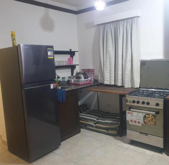 استراحتگاه لاسرينا بالم بيتش مرحلة خورشيد لاند سكيب غير مكتمل للايجار اليومي او الشهري او السنوي