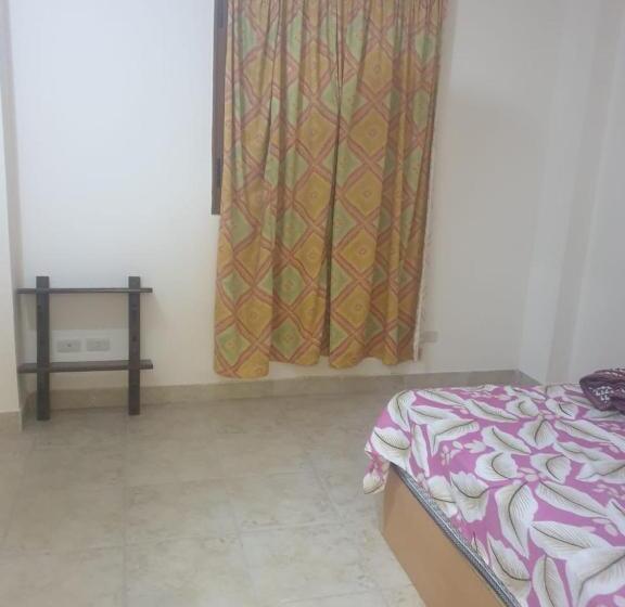 استراحتگاه لاسرينا بالم بيتش مرحلة خورشيد لاند سكيب غير مكتمل للايجار اليومي او الشهري او السنوي