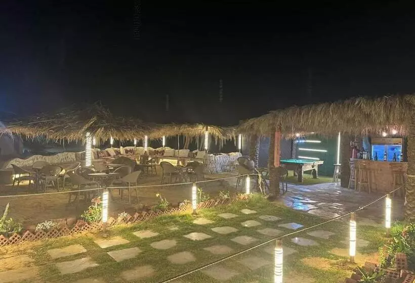 استراحتگاه لاسرينا بالم بيتش مرحلة خورشيد لاند سكيب غير مكتمل للايجار اليومي او الشهري او السنوي