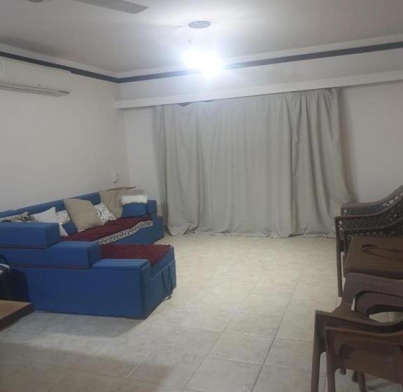 استراحتگاه لاسرينا بالم بيتش مرحلة خورشيد لاند سكيب غير مكتمل للايجار اليومي او الشهري او السنوي