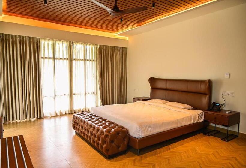 리조트 Sandesh Water Edge Kabini