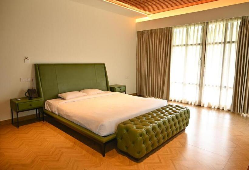 리조트 Sandesh Water Edge Kabini