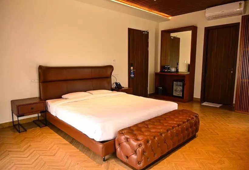 Lomakeskus Sandesh Water Edge Kabini