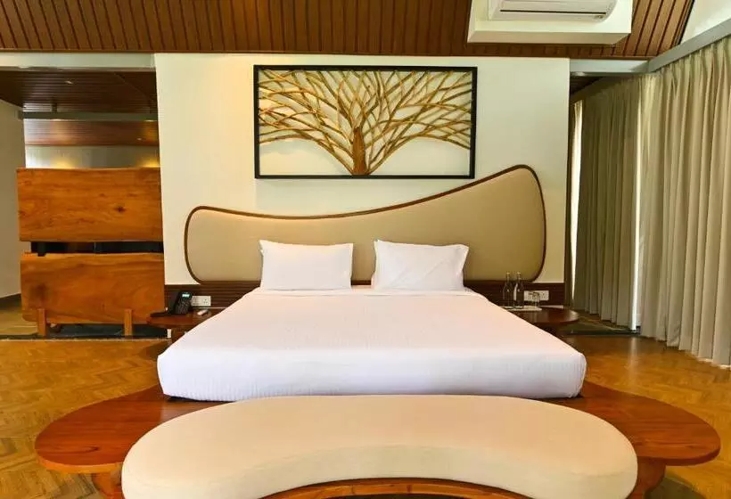 Lomakeskus Sandesh Water Edge Kabini