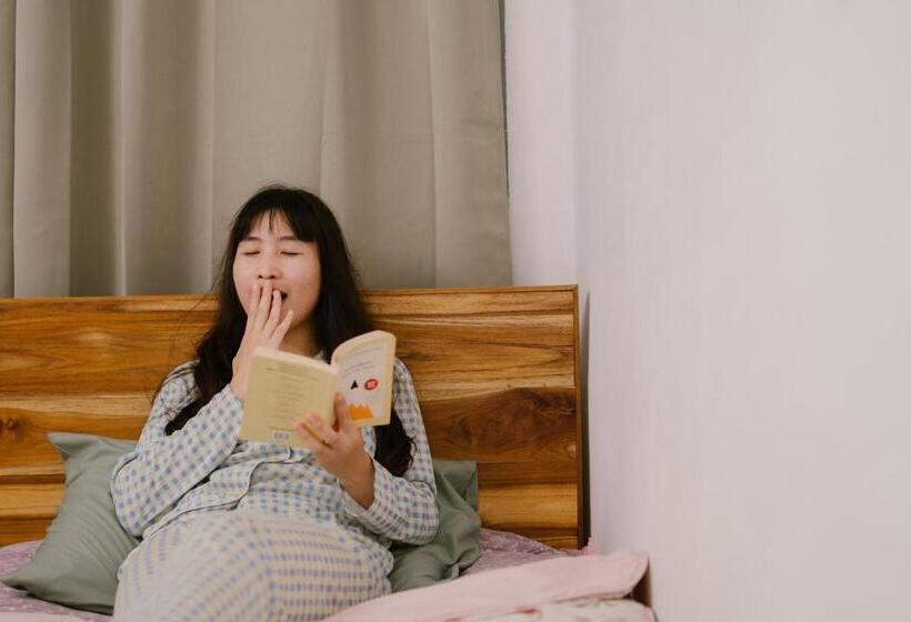 Ta Kaew Hostel ตาแก้ว โฮสเทล