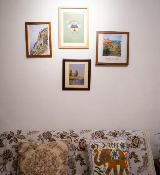 Ta Kaew Hostel ตาแก้ว โฮสเทล