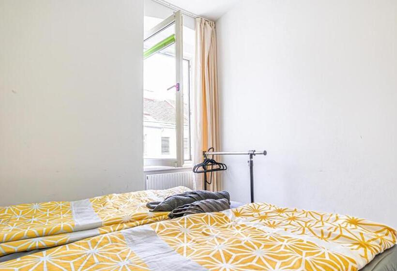 هاستل Near Schönbrunn Economy Rooms In Shared Apartment At Meidling Train Station
