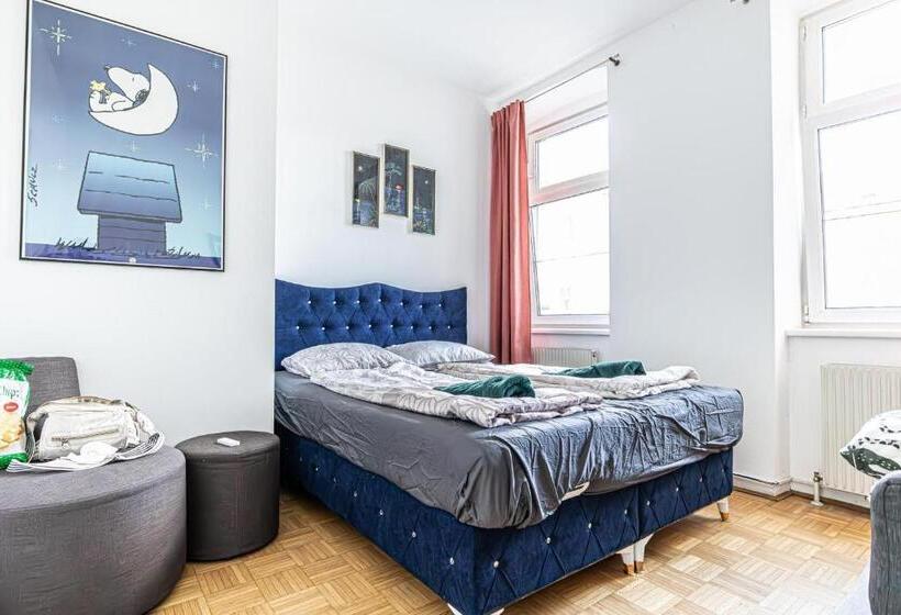 هاستل Near Schönbrunn Economy Rooms In Shared Apartment At Meidling Train Station
