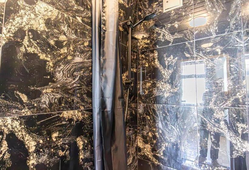 هاستل Near Schönbrunn Economy Rooms In Shared Apartment At Meidling Train Station