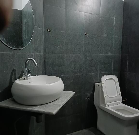 Baba Neeb Karori Hostel