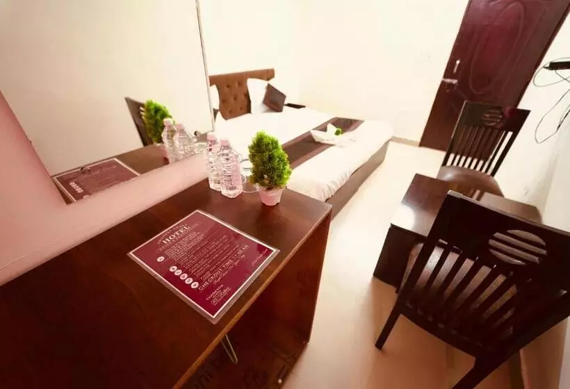 ホテル Chandra Grand