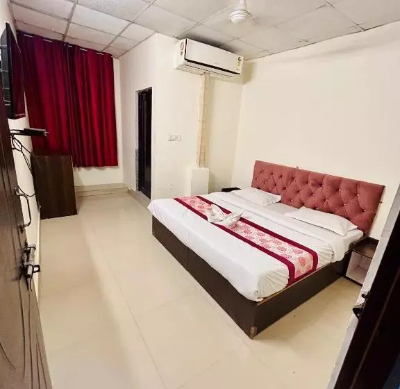 ホテル Chandra Grand