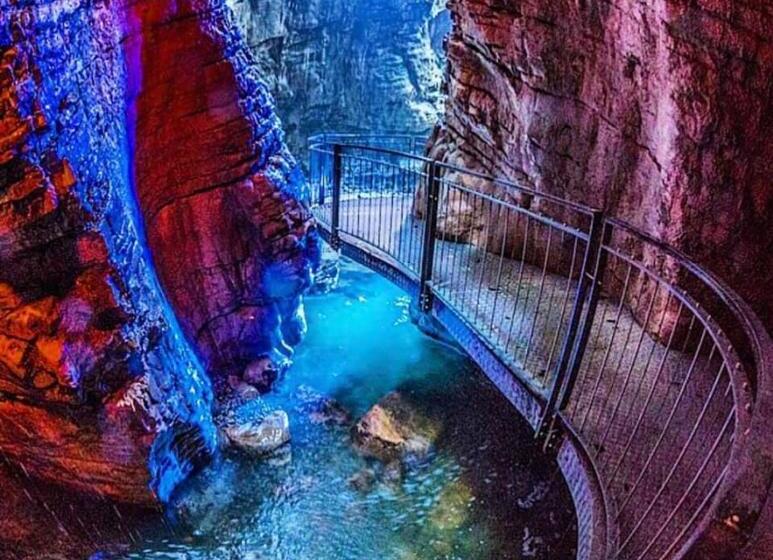 호텔 Locanda Corona