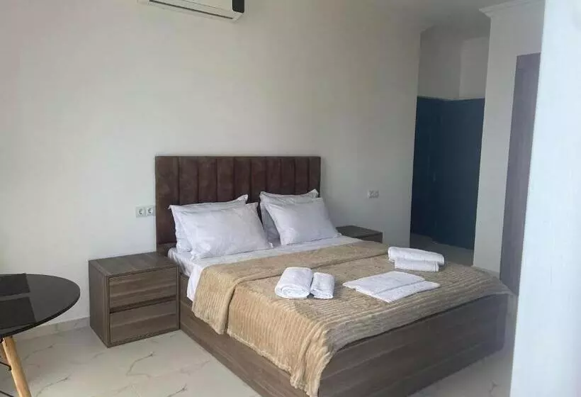 هتل Mzıurı House