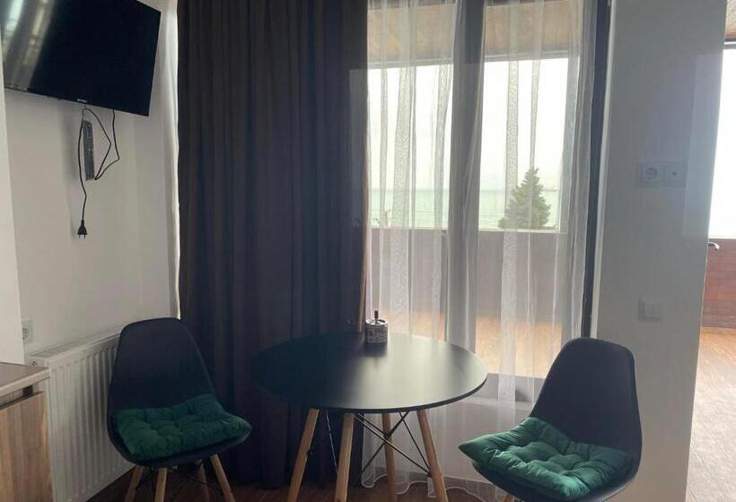 هتل Mzıurı House