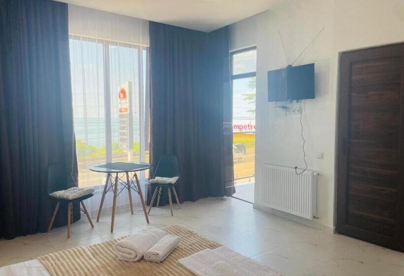 هتل Mzıurı House