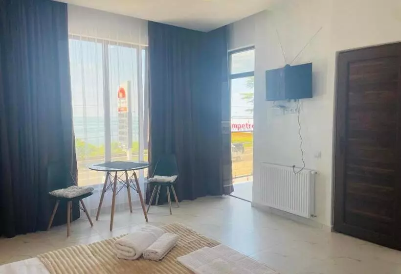 هتل Mzıurı House
