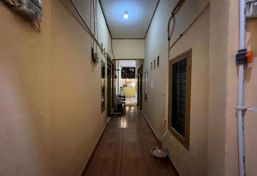 Hotelli Oyo 94060 Kos Rian