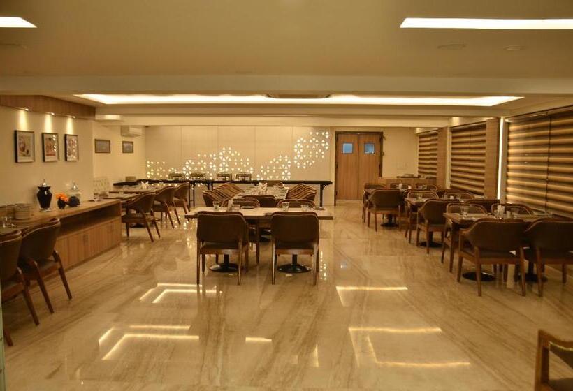 בית מלון כפרי The Ved Mantra