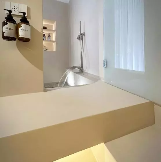 ペンション Allegra Suites