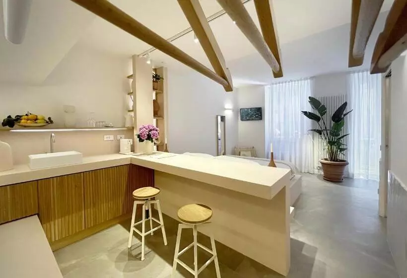 ペンション Allegra Suites
