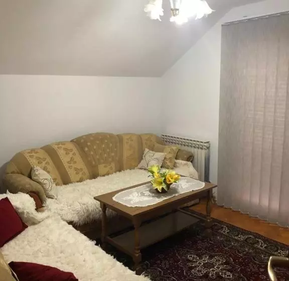 پانسیون Apartments M&j