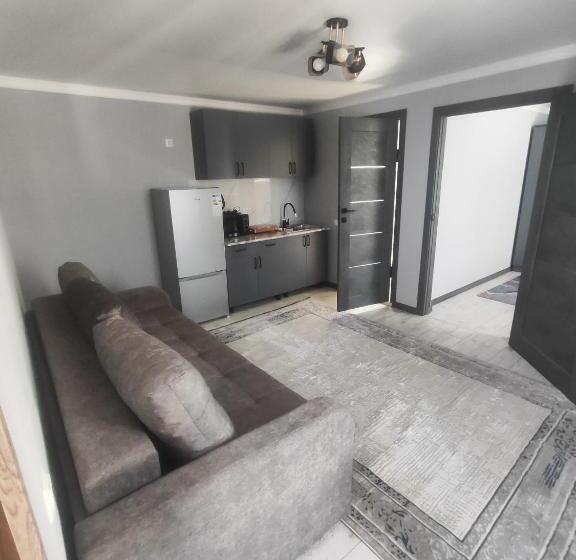 پانسیون Diamond