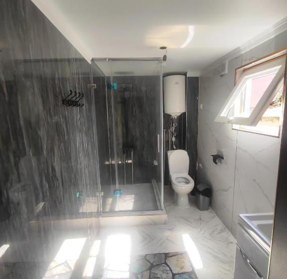 پانسیون Diamond