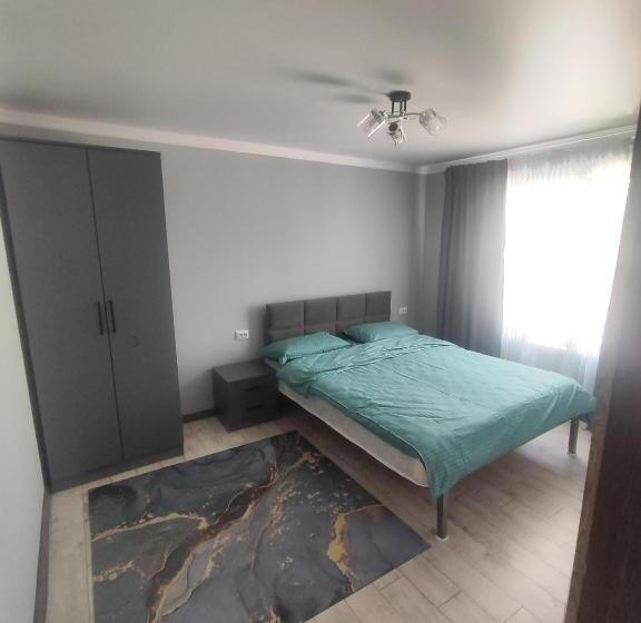 پانسیون Diamond