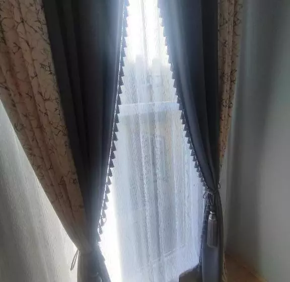 پانسیون Diamond