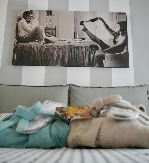 پانسیون Movie Loft Art   Piccolo Attico Immerso Nell Arte Con Parcheggio Privato