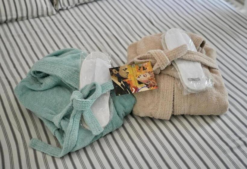 پانسیون Movie Loft Art   Piccolo Attico Immerso Nell Arte Con Parcheggio Privato