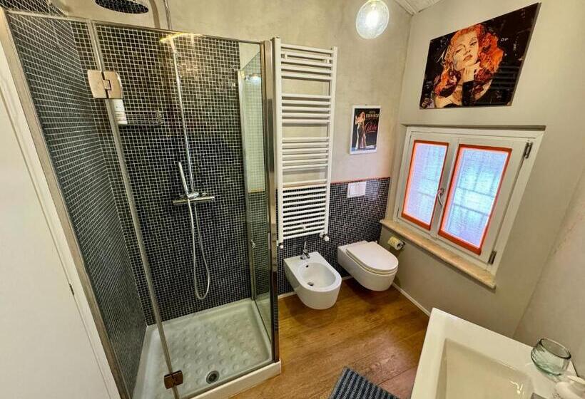 پانسیون Movie Loft Art   Piccolo Attico Immerso Nell Arte Con Parcheggio Privato