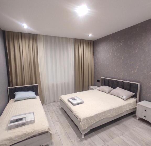 پانسیون Old Land Guest House