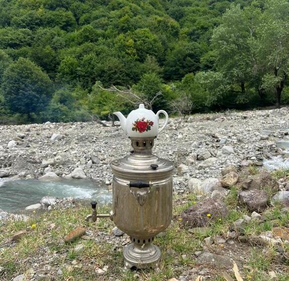 پانسیون Old Land Guest House