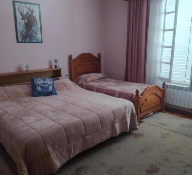 ベッドアンドブレックファースト A Casa De Abelleira Ponteareas